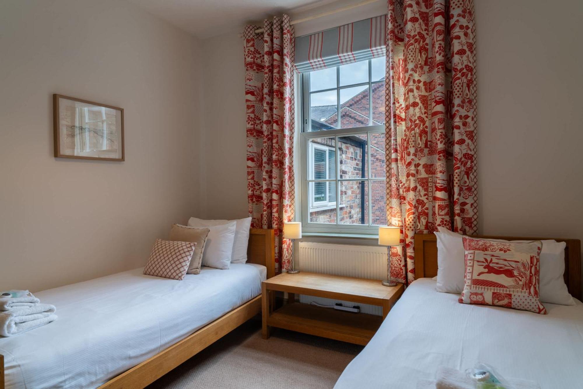 St Denys View With Free Parking Appartamento *